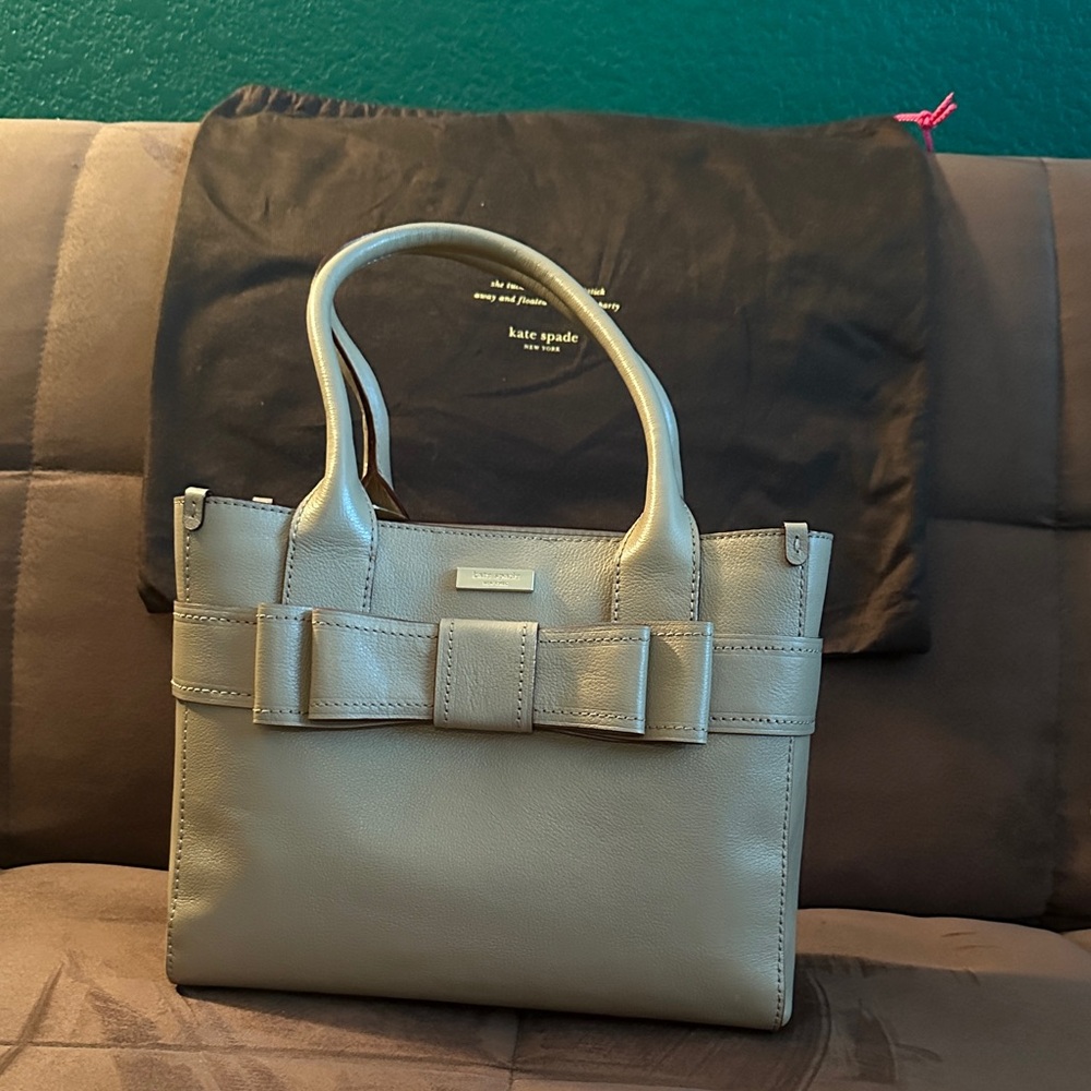 Kate Spade Beige Bow Shoulder Bag